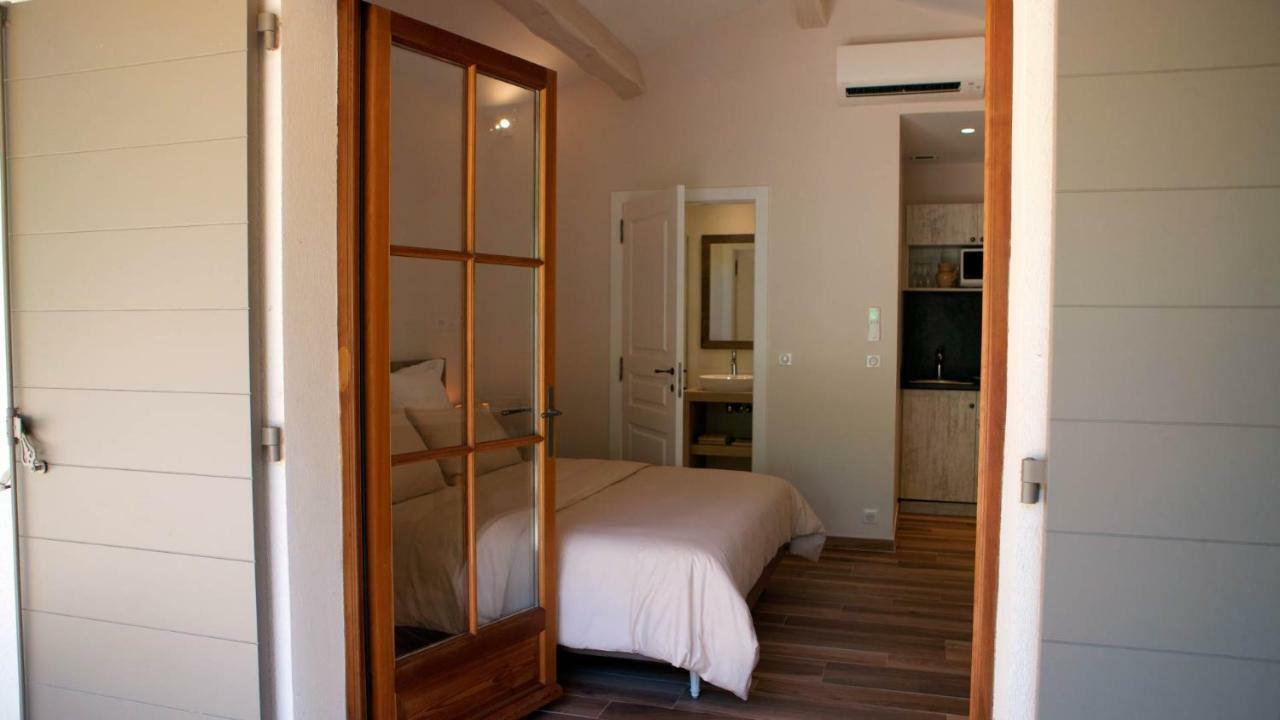 Appartement Les Pins de l'Escalet à Ramatuelle Extérieur photo